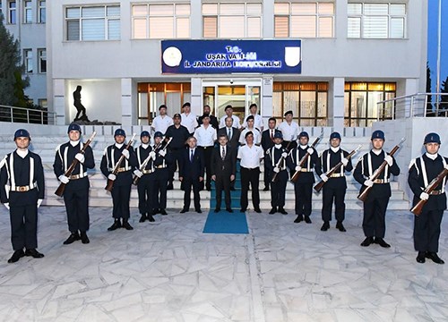 Vali Dr. Turan Ergün Emniyet ve Jandarma'dan brifing aldı