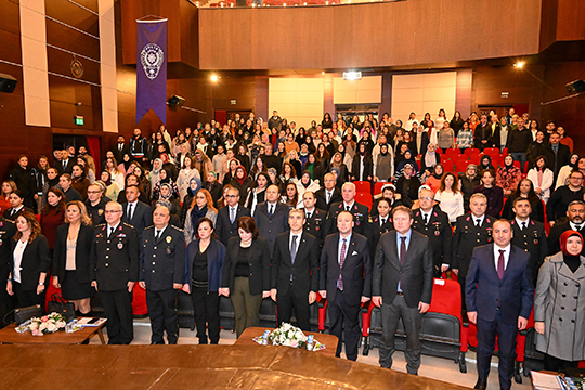 Vali Aktaş, “En İyi Narkotik Polisi Anne” Projesi Bilgilendirme Programına Katıldı