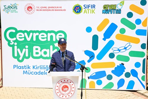 Uşak’ta “Plastik Kirliliği ile Mücadele” Temalı Çevre Etkinliği Düzenlendi